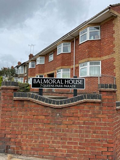 1 Bedroom Flat To Rent In Balmoral House, NN2