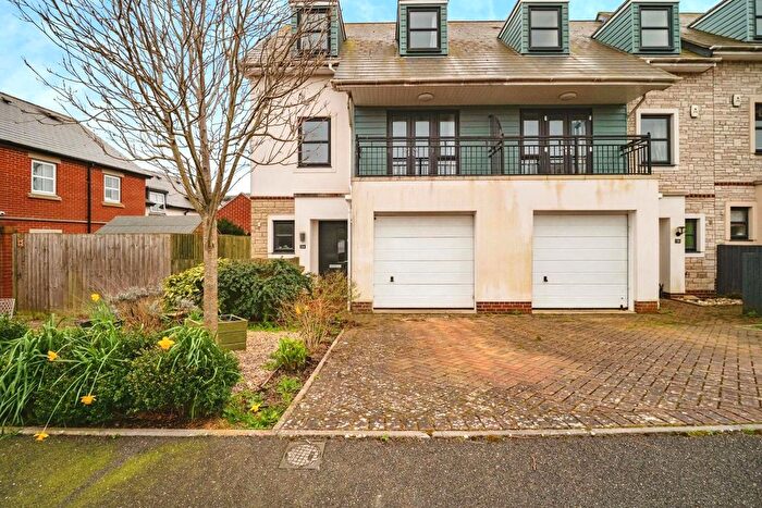 4 Bedroom End Terrace House For Sale In Sedge Place, Dorset, DT3