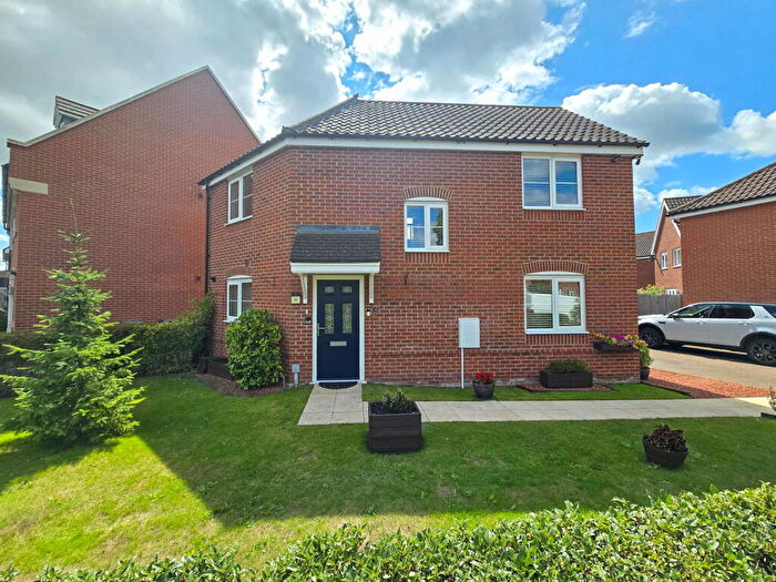 3 Bedroom Detached House For Sale In Goldfinch Drive Attleborough, NR17