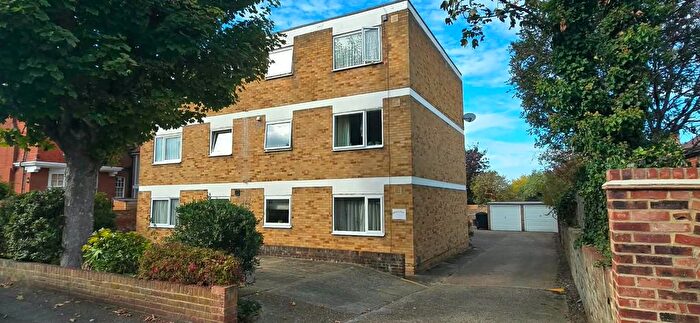 1 Bedroom Flat To Rent In Dresden Court, Cuthbert Road, Westgate-On-Sea, CT8