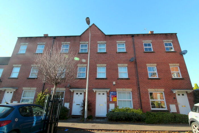 3 Bedroom Terraced House To Rent In Goetre Fawr, Radyr, CF15