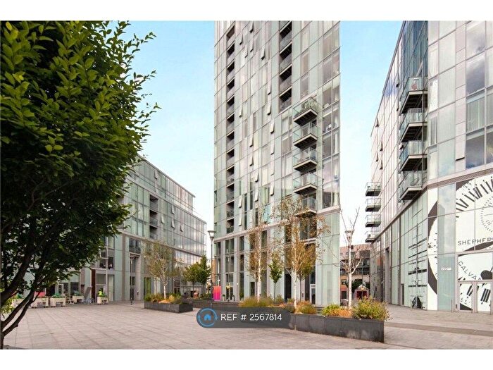 3 Bedroom Flat To Rent In Vertex Tower, London, SE8