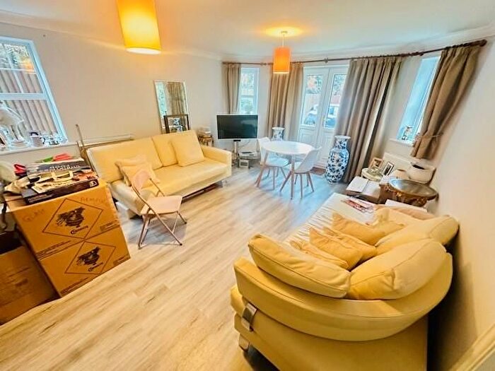2 Bedroom Flat To Rent In Horsley Road, Streetly, Sutton Coldfield, B74