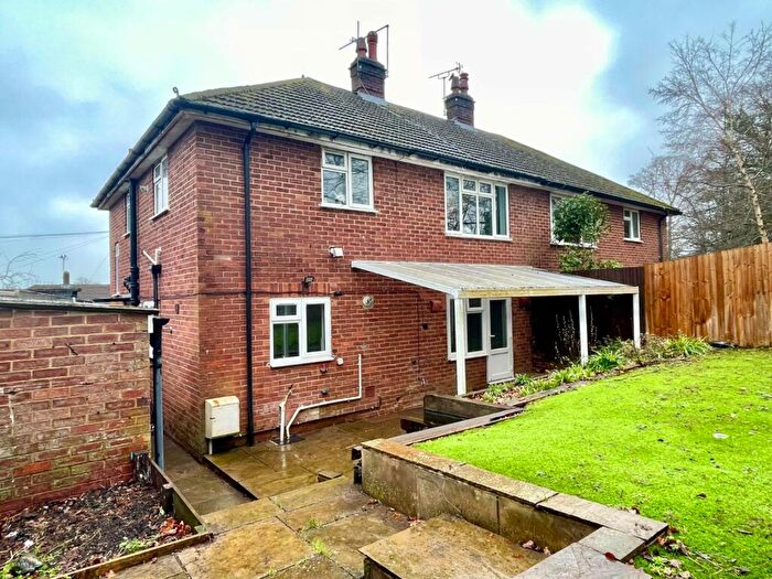 1 Bedroom Flat For Sale In Dennis Way, Liss, Hampshire, GU33