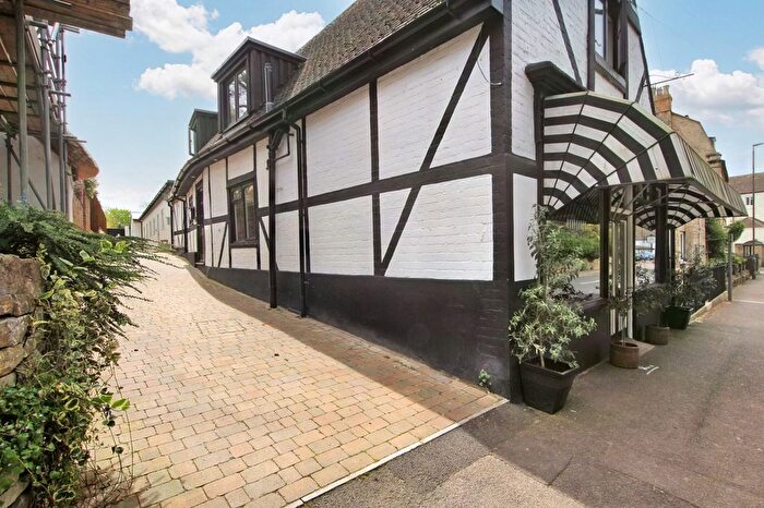 3 Bedroom Cottage To Rent In High Street, Prestbury, GL52