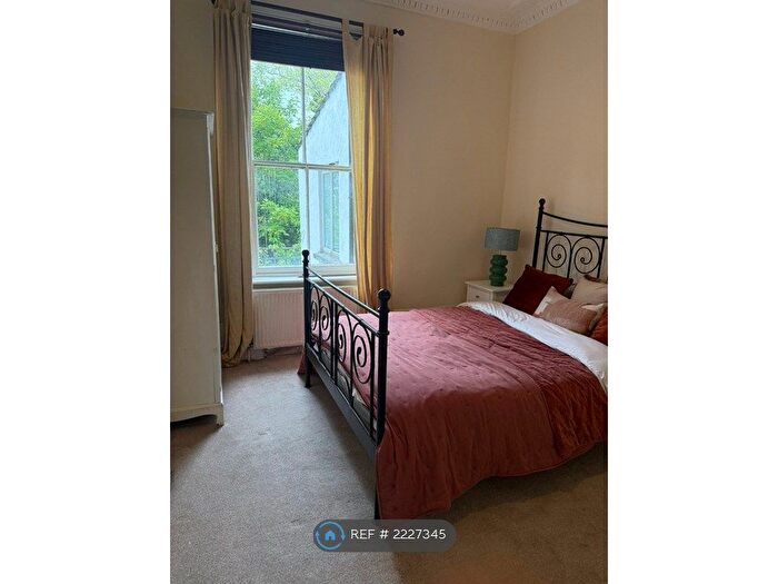 1 Bedroom Flat To Rent In Coldharbour Lane, London, SE5