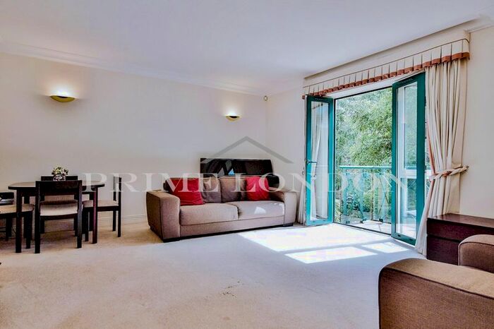 1 Bedroom Flat To Rent In Palmerston House, Westminster Bridge Road, Waterloo, SE1