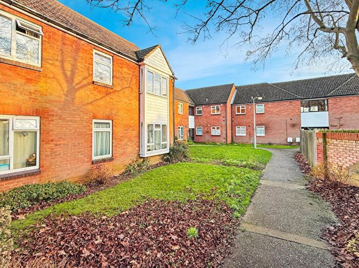 1 Bedroom Flat For Sale In Wilkin Court, Colchester, CO3