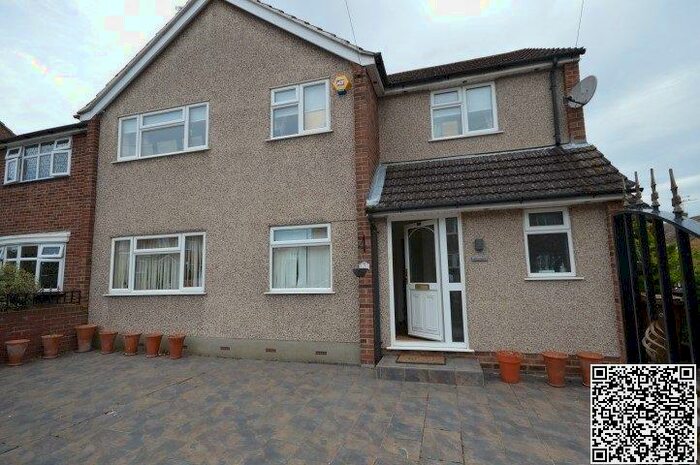 4 Bedroom Semi-Detached House To Rent In Lucas Avenue, Chelmsford, CM2