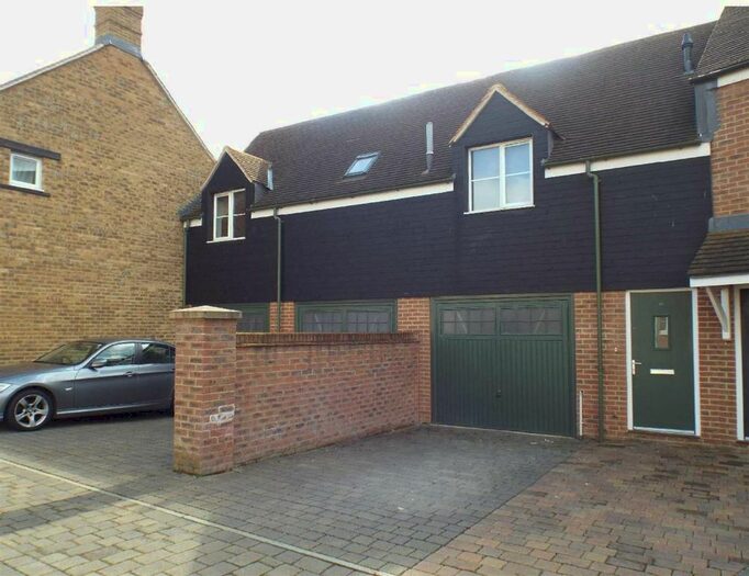 2 Bedroom Flat To Rent In Eyam Road, Wichelstowe, Swindon, SN1