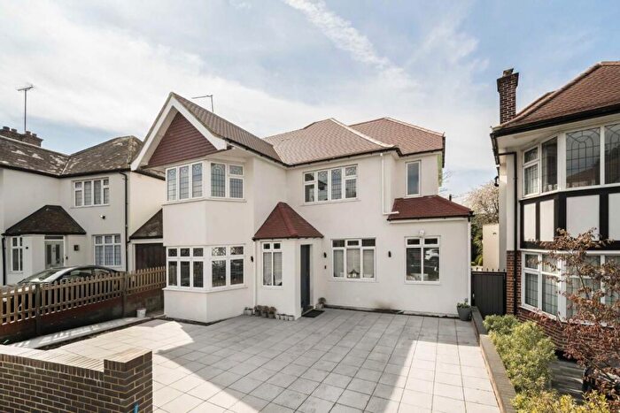 7 Bedroom Detached House For Sale In Talbot Crescent, London, NW4