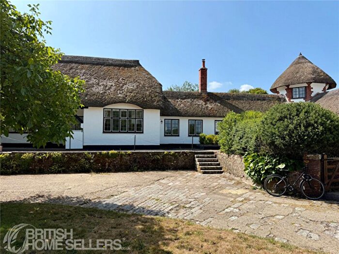 3 Bedroom House For Sale In Briantspuddle, Dorchester, Dorset, DT2