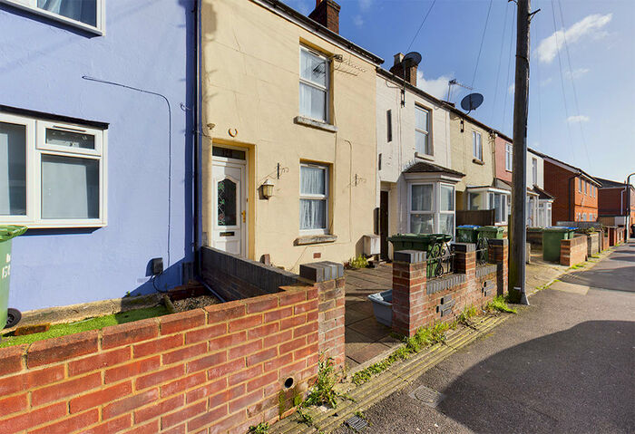 3 Bedroom Terraced House To Rent In Earls Road, Southampton, SO14