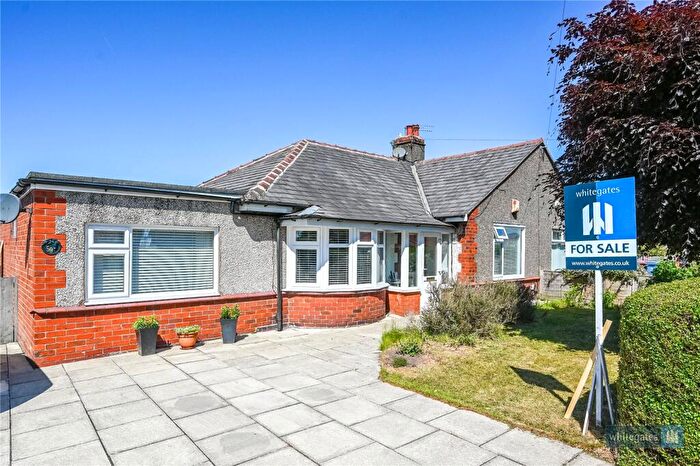 3 Bedroom Bungalow For Sale In Delph Lane, Whiston, Prescot, Merseyside, L35