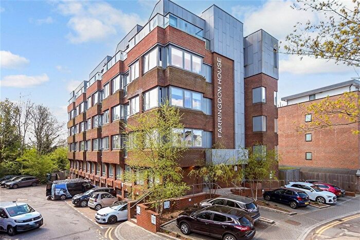 1 Bedroom Flat For Sale In Wood Street, East Grinstead, West Sussex, RH19