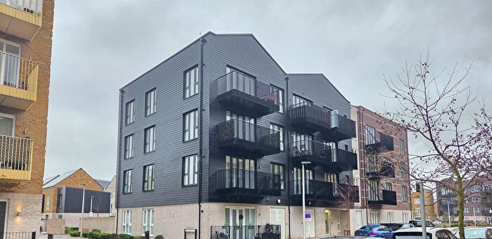 2 Bedroom Flat To Rent In Corys Road, Rochester, ME1