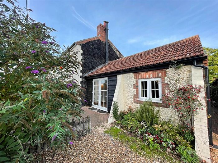 1 Bedroom Bungalow To Rent In Dunham Road, Sporle, King'S Lynn, PE32