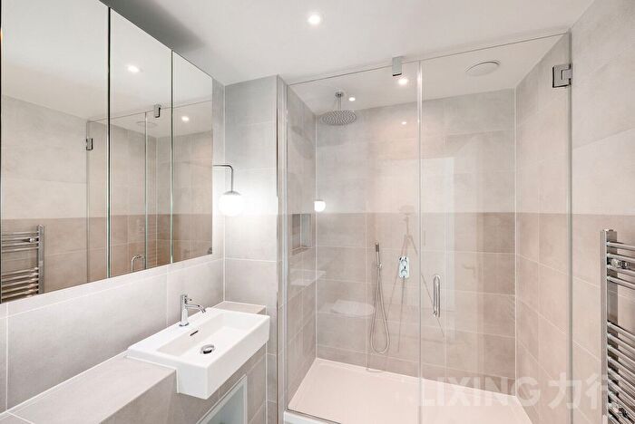 2 Bedroom Flat For Sale In Menara Point, Affinity View, West Ham, E16