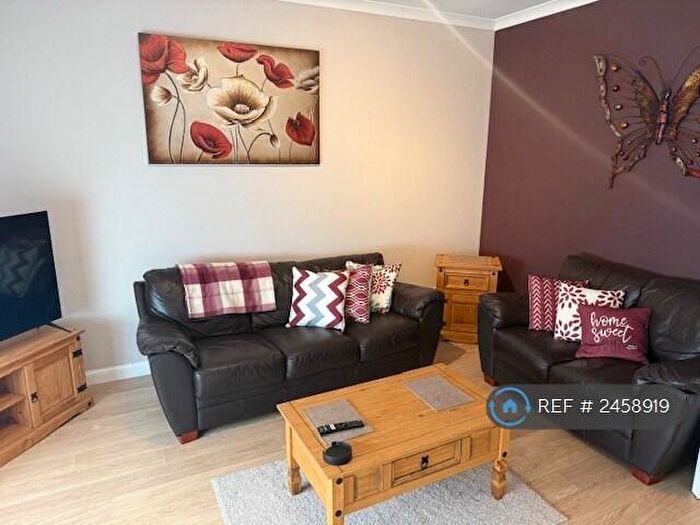 2 Bedroom Flat To Rent In Ground Floor, Aberdeen, AB11