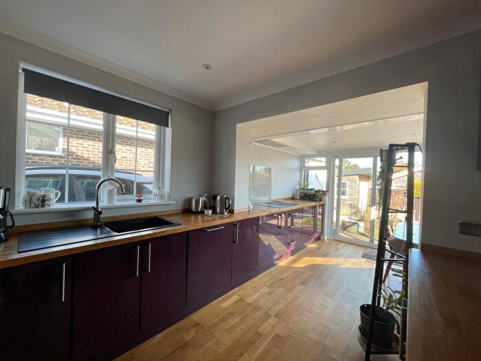 2 Bedroom Bungalow For Sale In Greenacre Drive, Walmer, CT14