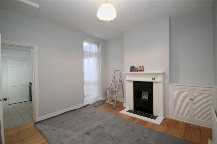 3 Bedroom Terraced House To Rent In Oakley Road, South Norwood, London, SE25