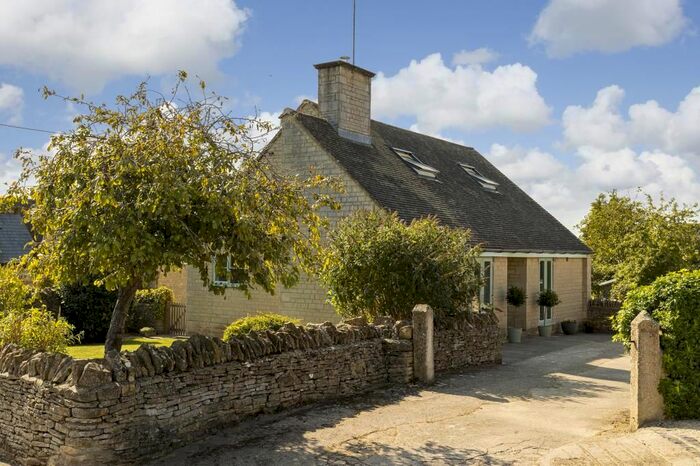 4 Bedroom Detached House To Rent In Chadlington, Oxfordshire, OX7