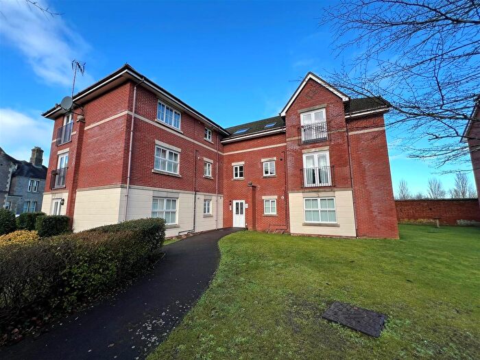2 Bedroom Flat For Sale In Sherbourne Road, Basingstoke, RG21
