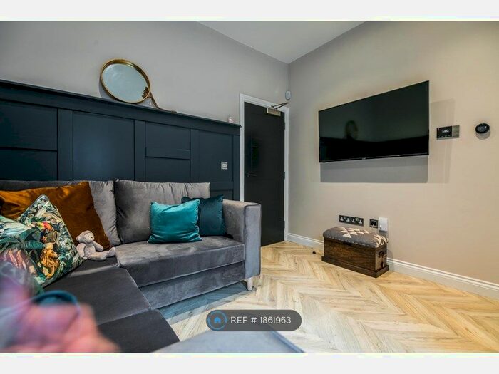 6 Bedroom Terraced House To Rent In Cameron Street, Liverpool, L7