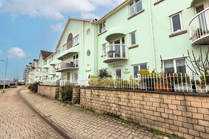 4 Bedroom Town House For Sale In Marine Walk, Marina, Swansea, SA1