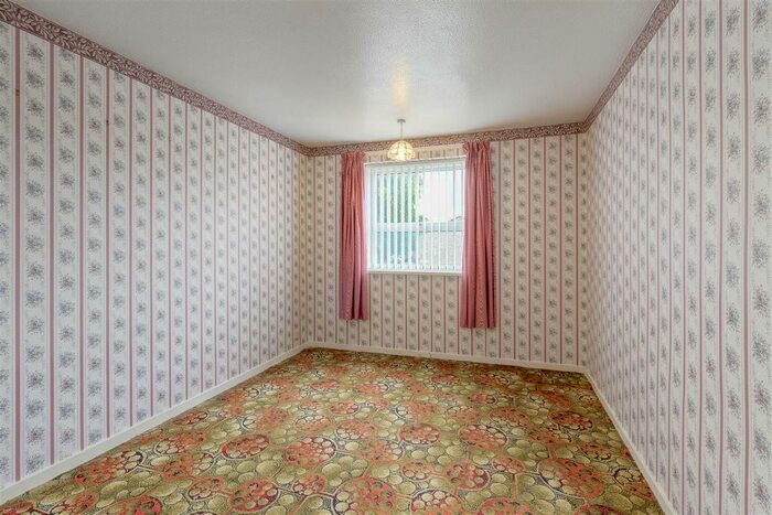 3 Bedroom Terraced House For Sale In Kiln Way, Wellingborough NN8