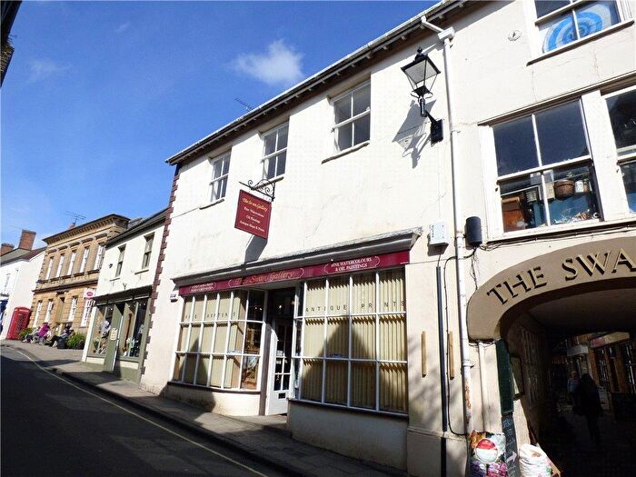 3 Bedroom Apartment To Rent In Swan Yard, Cheap Street, Sherborne, DT9