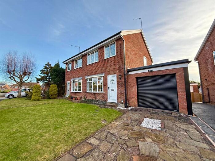 3 Bedroom Semi Detached House For Sale In Newlyn Avenue, Macclesfield, SK10