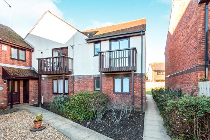 1 Bedroom Flat To Rent In Catalina Drive, Poole, BH15