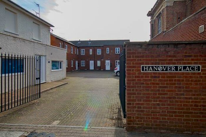 2 Bedroom Apartment To Rent In Hanover Place, Cheltenham, GL50