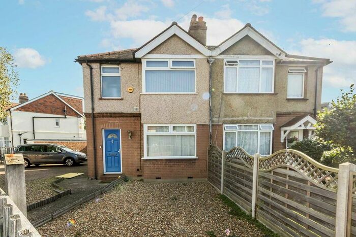 3 Bedroom Property To Rent In Rosslyn Avenue, Feltham, TW14