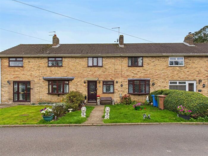 3 Bedroom Terraced House For Sale In Beck Road, Everthorpe, HU15