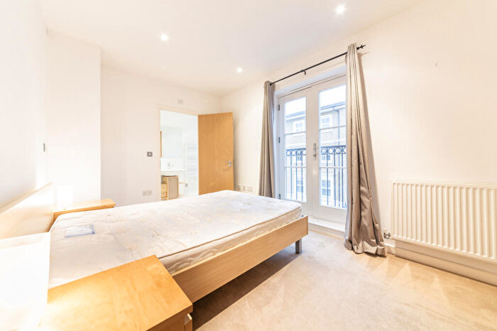 2 Bedroom Apartment To Rent In Northpoint Square, London, NW1