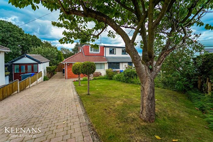 4 Bedroom Semi-Detached Bungalow For Sale In Westbourne Avenue, Clifton, Swinton, Manchester, M27