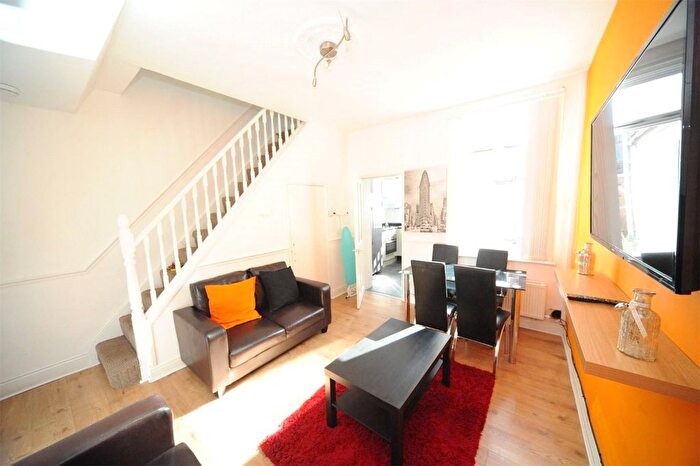 3 Bedroom Detached House To Rent In Caxton Street, Middlesbrough, TS5