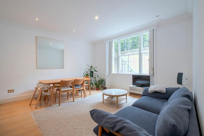 3 Bedroom Flat To Rent In Cornwall Gardens, London, SW7