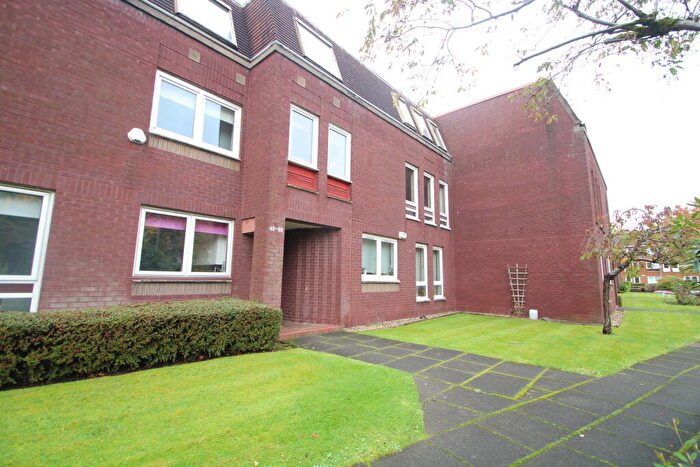 2 Bedroom Apartment To Rent In Clarence Gardens, Hyndland, G11