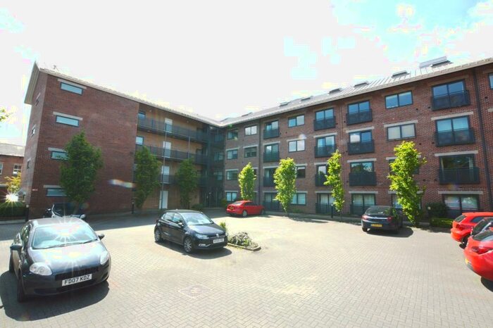 1 Bedroom Apartment To Rent In Markham Quay, Camlough Walk, Chesterfield, S41