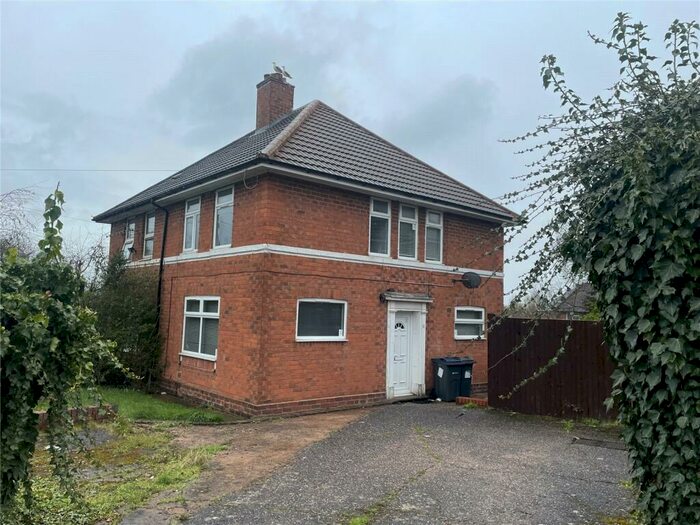 3 Bedroom Semi-Detached House To Rent In Easthope Road, Birmingham, West Midlands, B33
