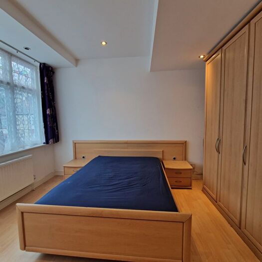 Property To Rent In Cavendish Road, London, N18