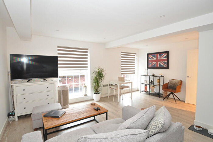 1 Bedroom Apartment To Rent In Stonehills, Welwyn Garden City, AL8