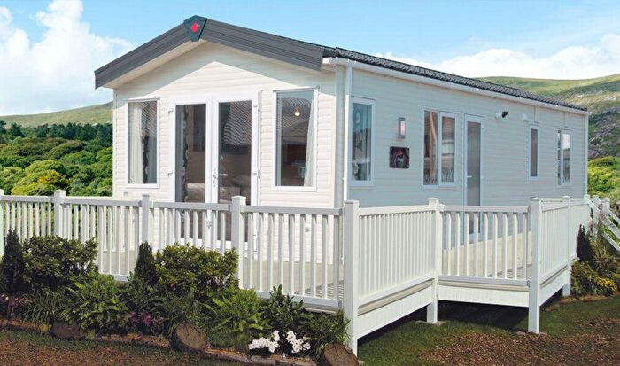 2 Bedroom Lodge For Sale In Stonham Barns Park, Stonham Aspal, IP14