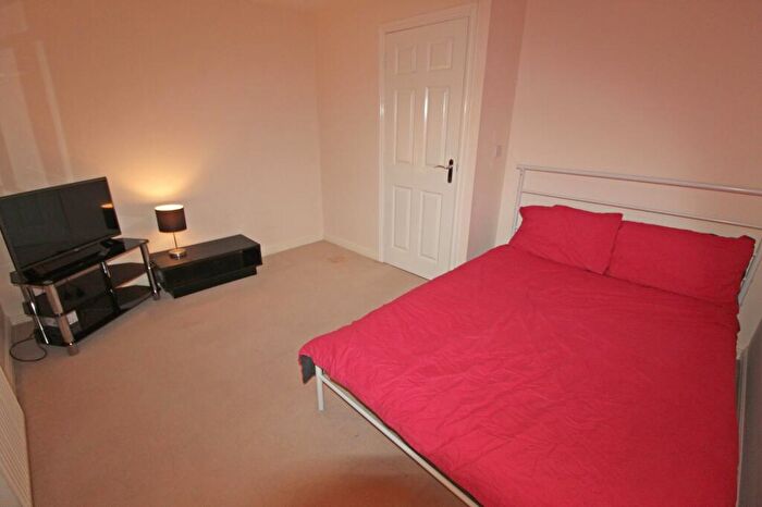 3 Bedroom Semi-Detached House For Sale In Haggerston Road, Blyth, NE24