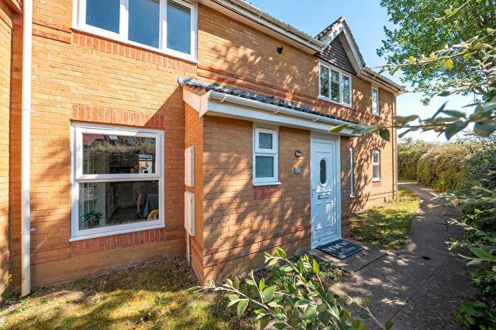 3 Bedroom Terraced House For Sale In Berry Way, Andover, SP10