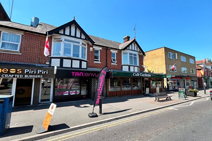 Flat To Rent In Broadstone, BH18