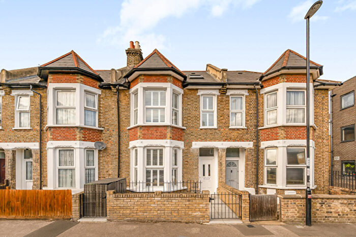 4 Bedroom Terraced House For Sale In Comerford Road, London, SE4